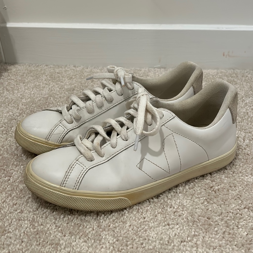 Veja Esplar white sneakers size 6